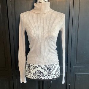 American Eagle mock turtleneck sweater ribbed medium